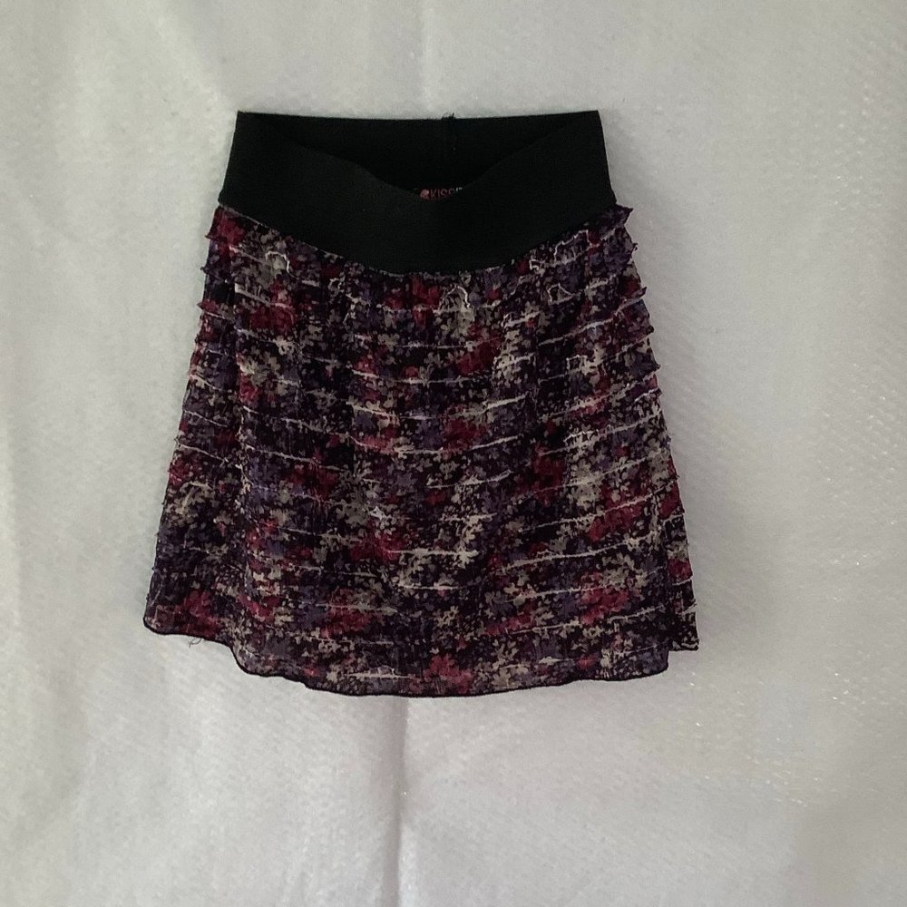 Kiss it layered floral mini skirt